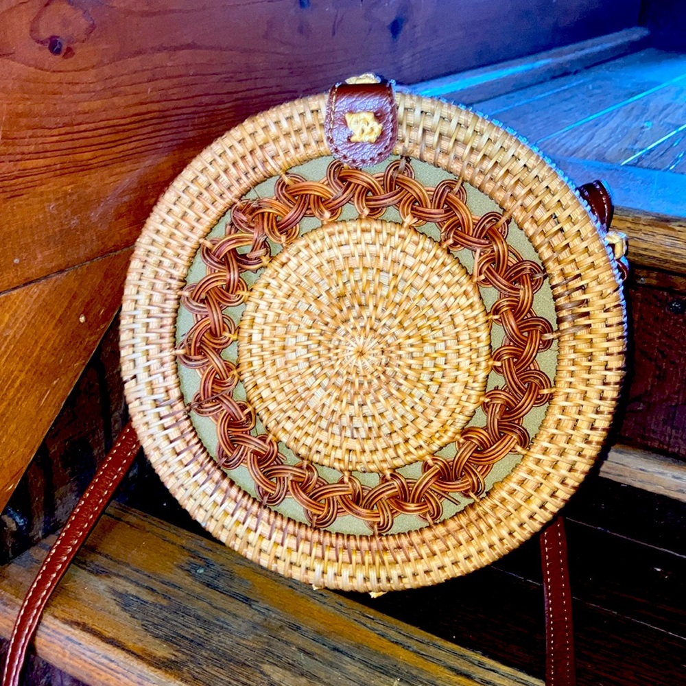 Vintage Boho Handwoven Wicker Round Crossbody Purse